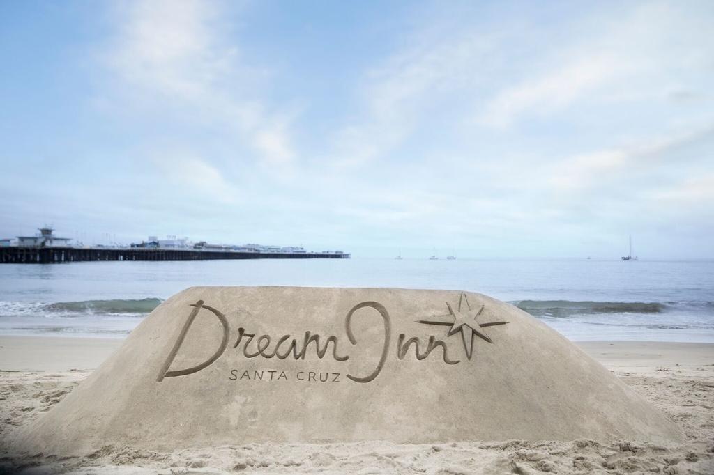 Dream Hotel