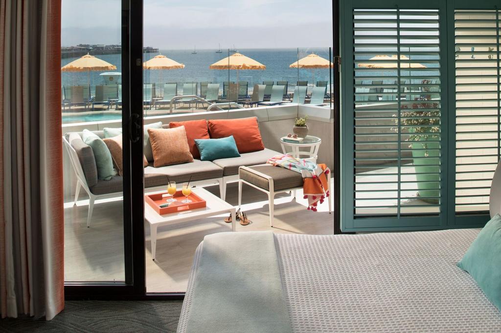 Dream Hotel 4*
